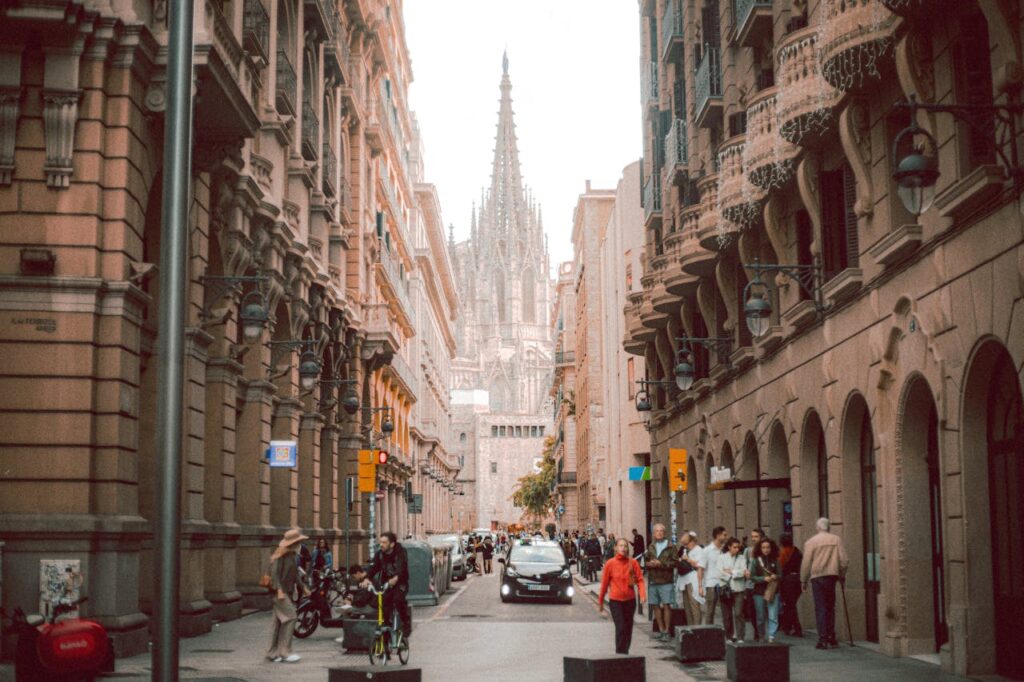Best Places to Visit in Barcelona - Barri Gòtic