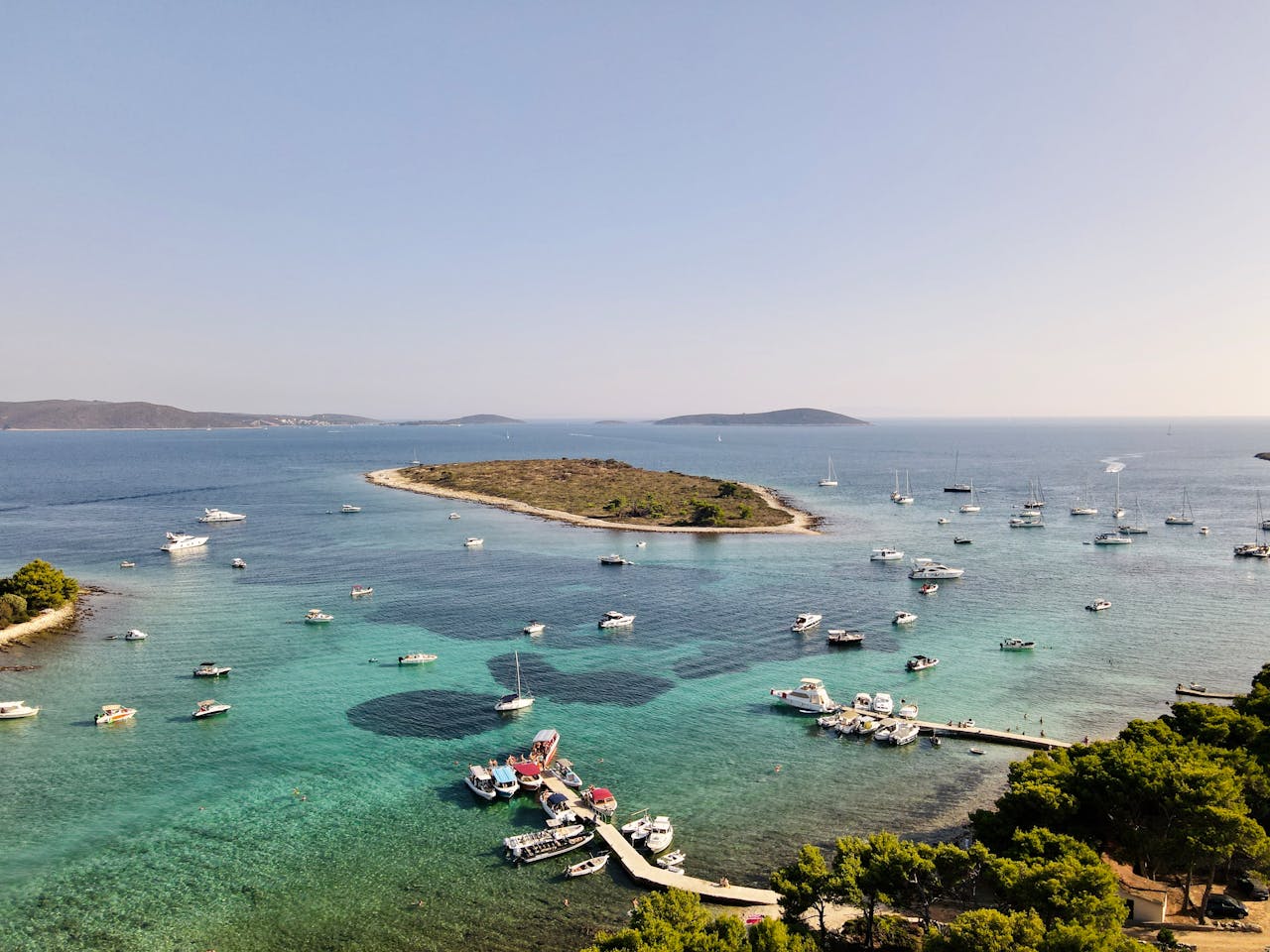 Island hopping boat tour along Croatian Dalmatian coast